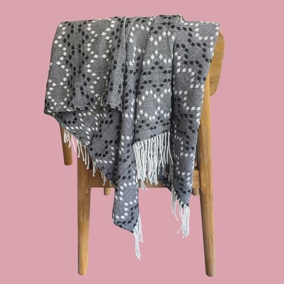 West Elm throw blanket geometric black white gray pattern - Picture 3 of 6